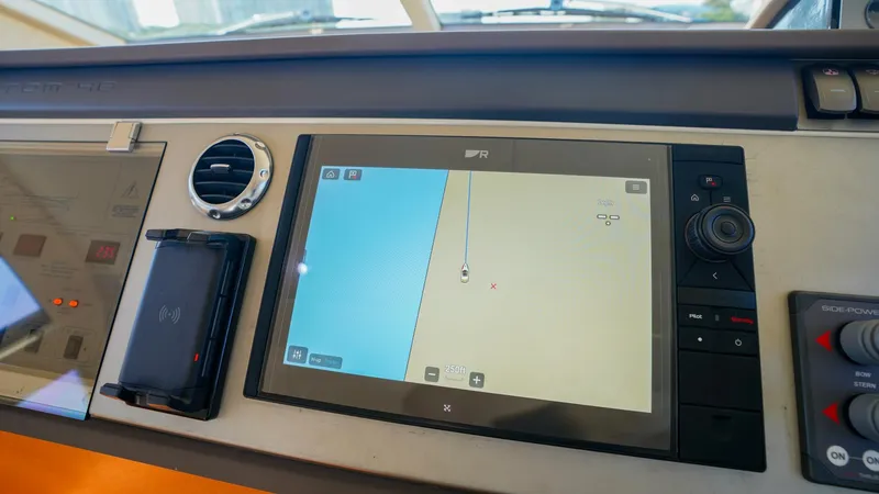 Slide: The Image of Fairline 2009 - 21