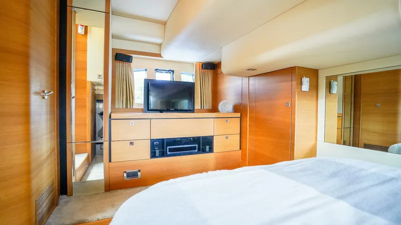 Slide: The Image of Fairline 2009 - 28