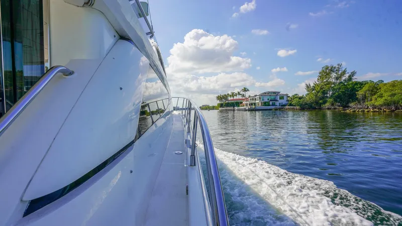 Slide: The Image of Fairline 2009 - 43