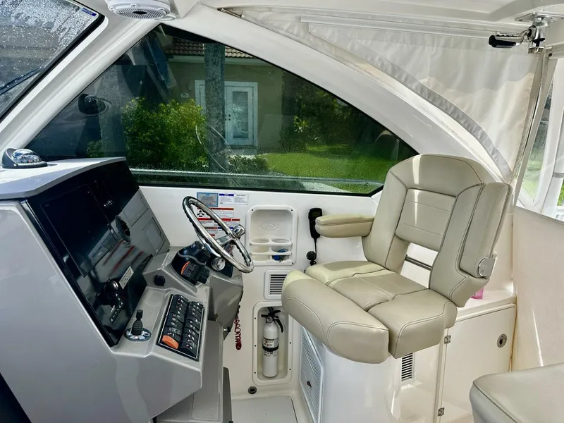 Slide: The Image of Pursuit 325 OS 2019 - 8