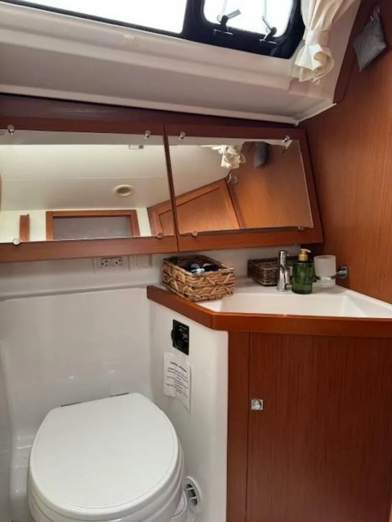 Slide: The Image of Beneteau 45 2014 - 18