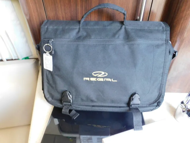 Slide: The Image of Regal 28 Express 2019 - 26