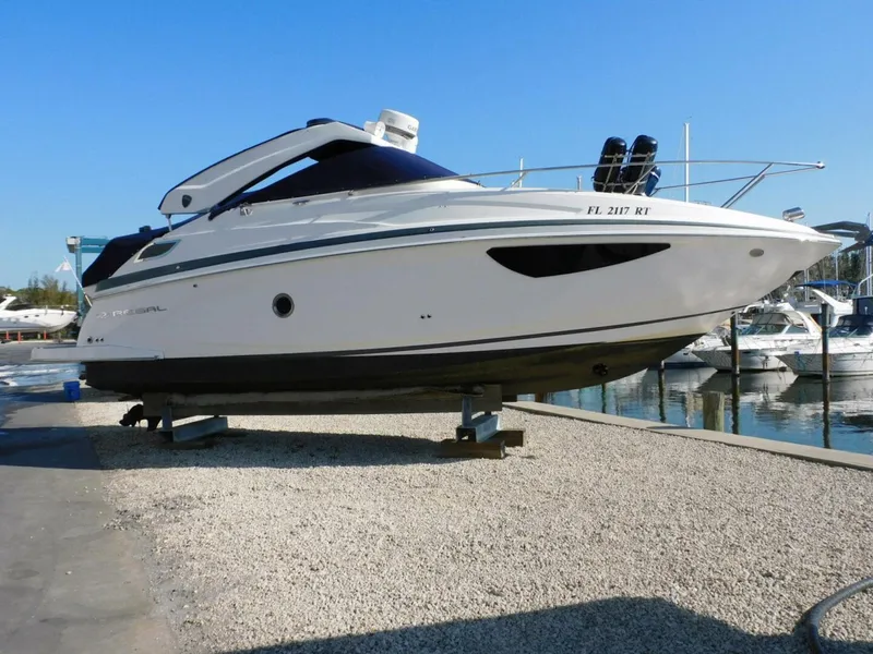 Slide: The Image of Regal 28 Express 2019 - 37