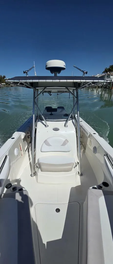 Slide: The Image of Boston Whaler 270 Outrage 2006 - 10