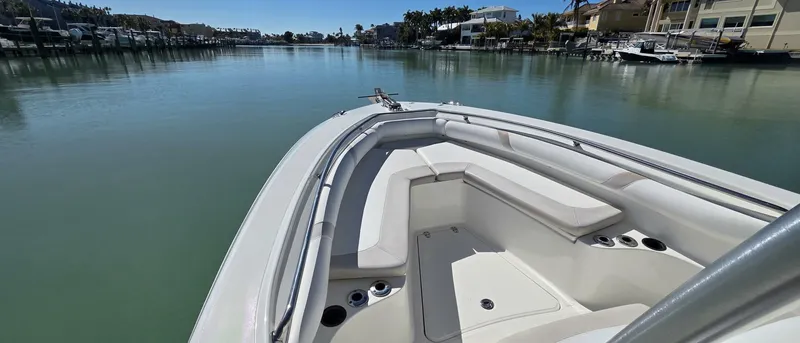 Slide: The Image of Boston Whaler 270 Outrage 2006 - 2