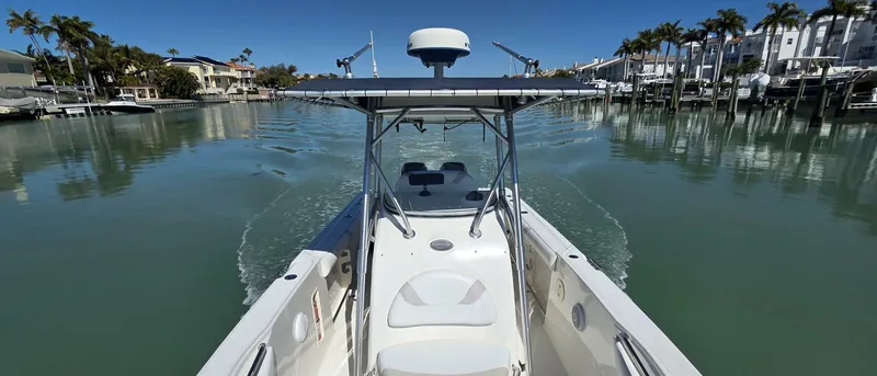 Slide: The Image of Boston Whaler 270 Outrage 2006 - 9