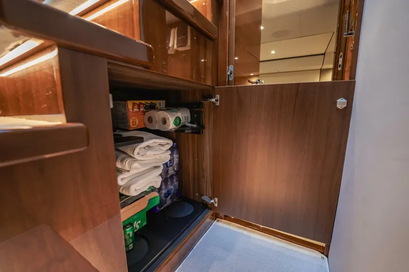 Slide: The Image of Princess F55 2019 - 24