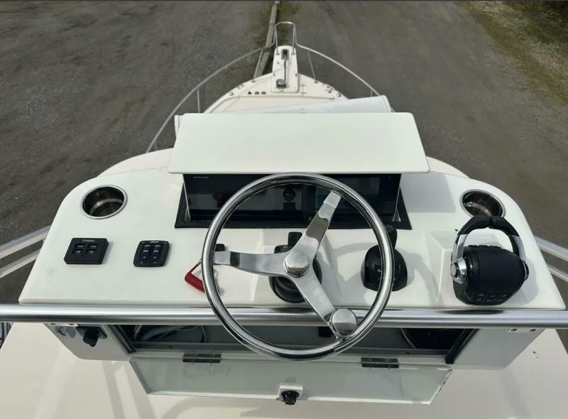 Slide: The Image of Grady-White Express 330 2014 - 11