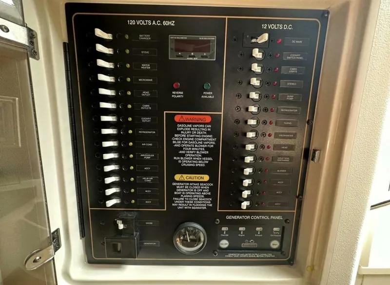 Slide: The Image of Grady-White Express 330 2014 - 21