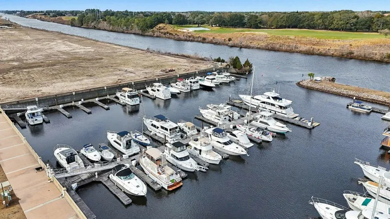 Slide: The Image of Carver Yachts 356 2001 - 25