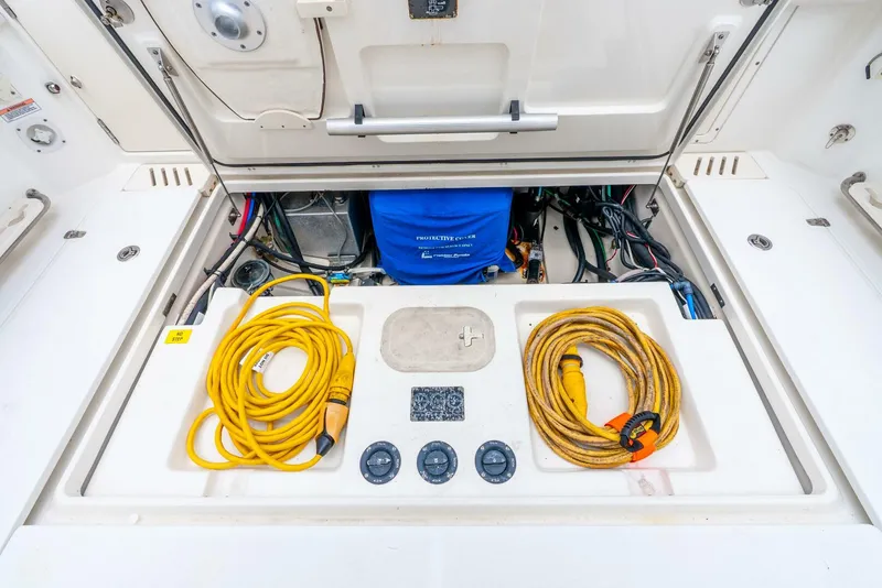 Slide: The Image of Boston Whaler 345 Conquest 2012 - 25