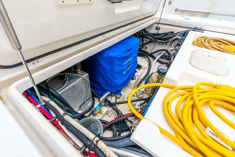 Slide: The Image of Boston Whaler 345 Conquest 2012 - 26