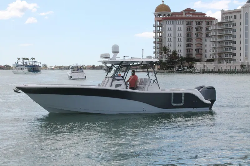 The Image of Sea Fox 328 Commander 2018 - 0