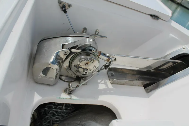 Slide: The Image of Sea Fox 328 Commander 2018 - 24