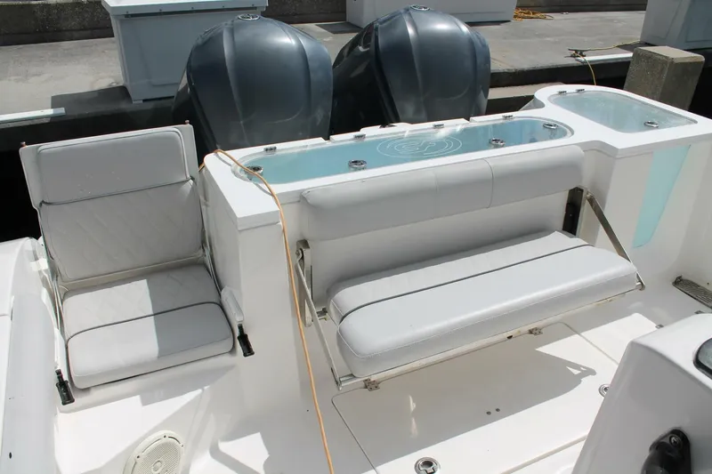 Slide: The Image of Sea Fox 328 Commander 2018 - 28
