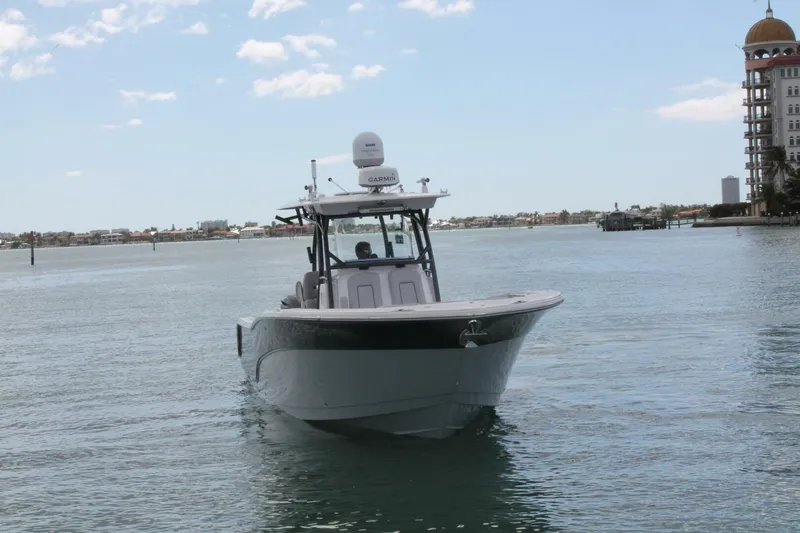 Slide: The Image of Sea Fox 328 Commander 2018 - 3