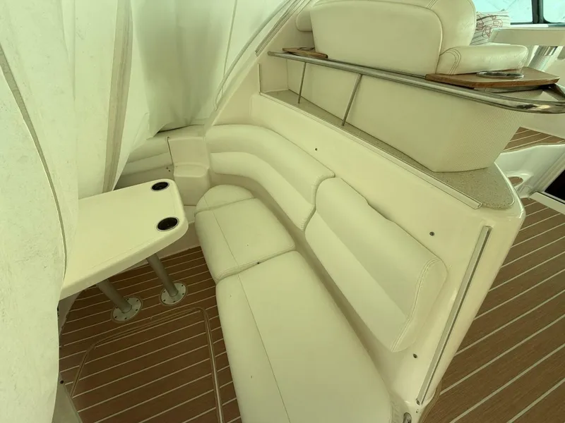 Slide: The Image of Tiara 4300 Sovran 2008 - 5