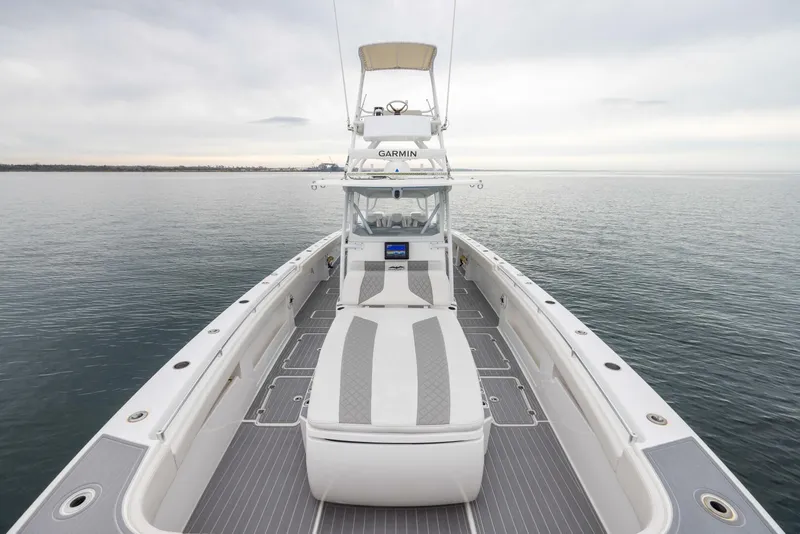 Slide: The Image of Invincible 40’ Catamaran 2020 - 11