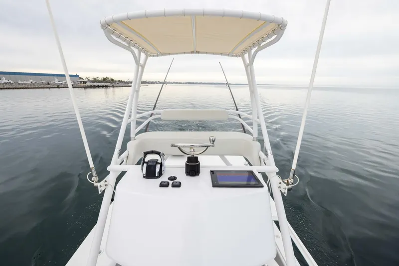 Slide: The Image of Invincible 40’ Catamaran 2020 - 19