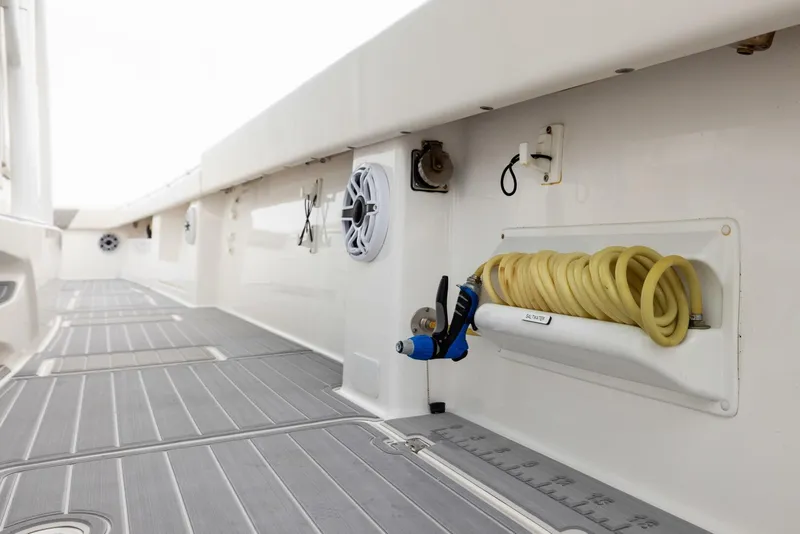 Slide: The Image of Invincible 40’ Catamaran 2020 - 23