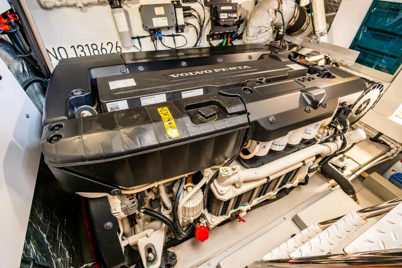 Slide: The Image of Sunseeker Predator 60 EVO 2021 - 14