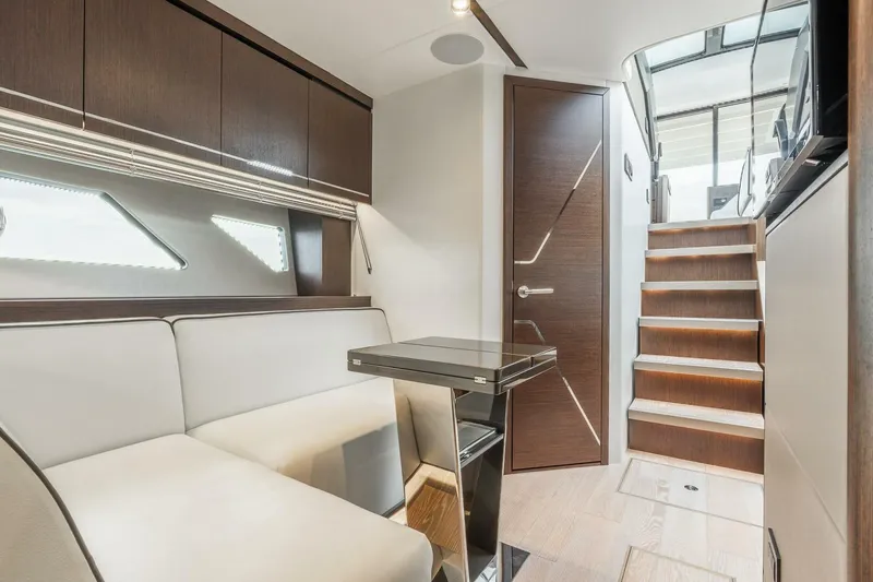 Slide: The Image of Sunseeker Predator 60 EVO 2021 - 20