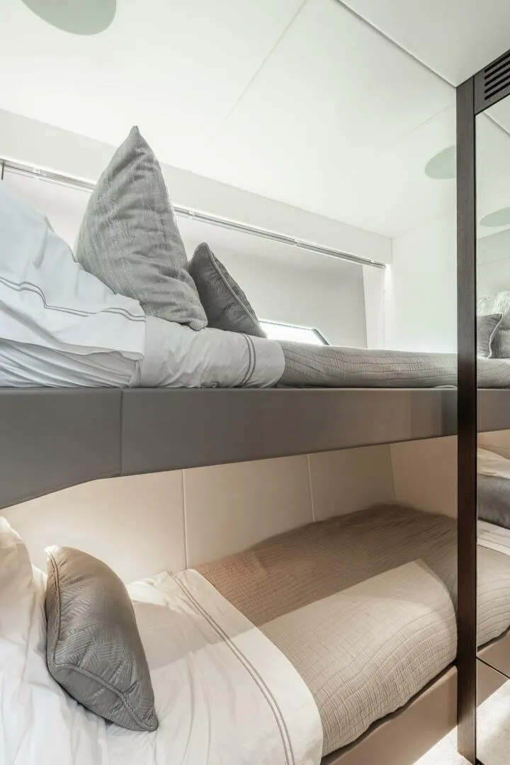Slide: The Image of Sunseeker Predator 60 EVO 2021 - 22