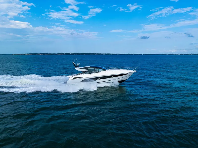 Slide: The Image of Sunseeker Predator 60 EVO 2021 - 40