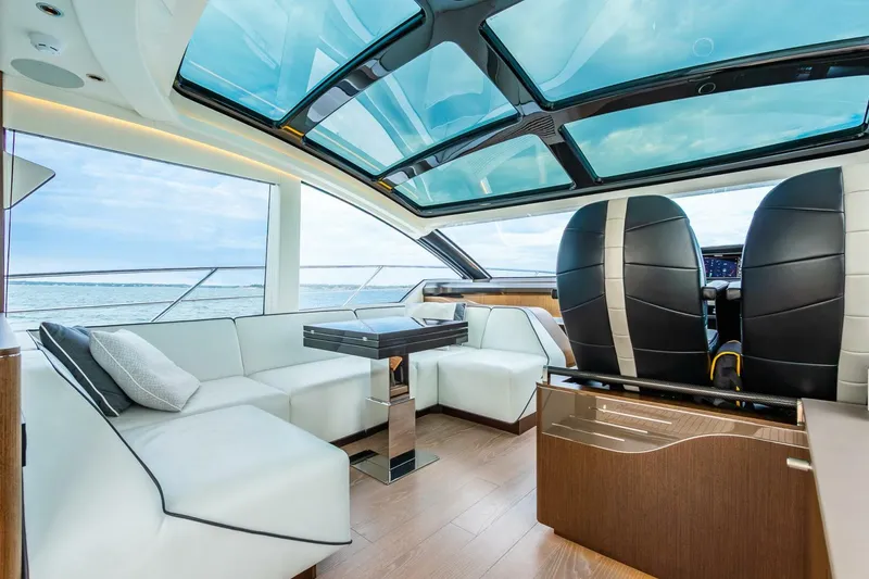 Slide: The Image of Sunseeker Predator 60 EVO 2021 - 74