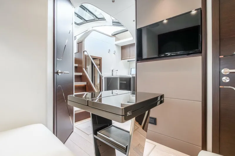 Slide: The Image of Sunseeker Predator 60 EVO 2021 - 87