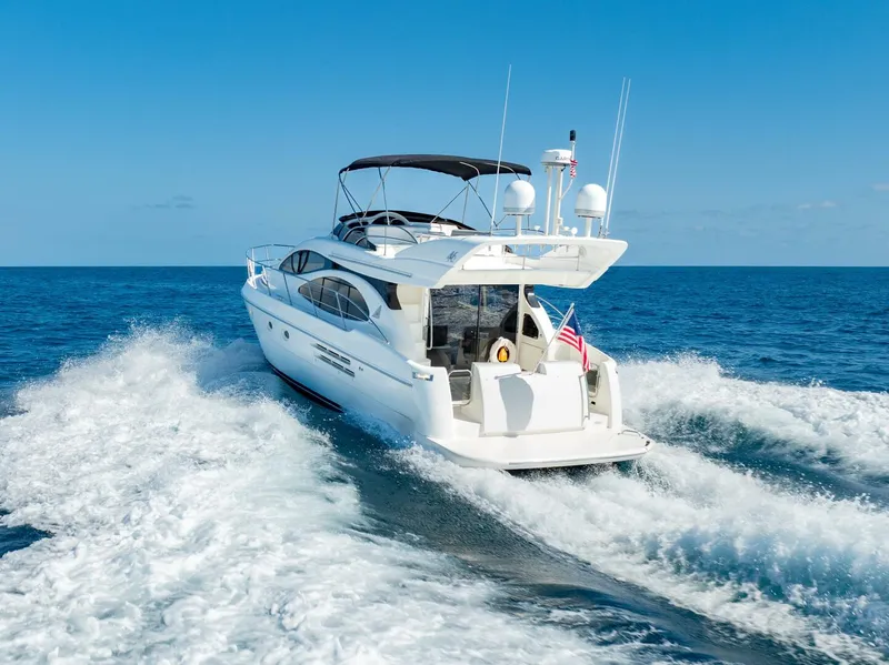 Slide: The Image of Azimut 46 2001 - 13
