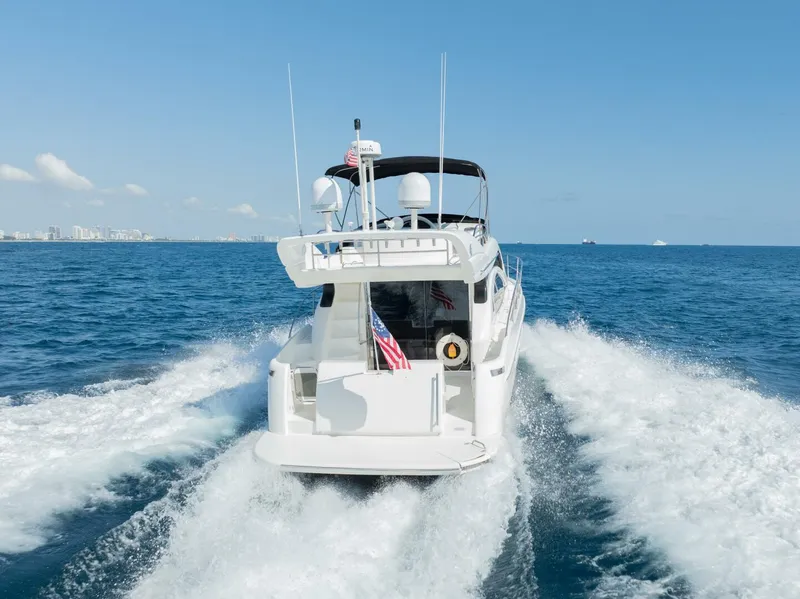 Slide: The Image of Azimut 46 2001 - 14