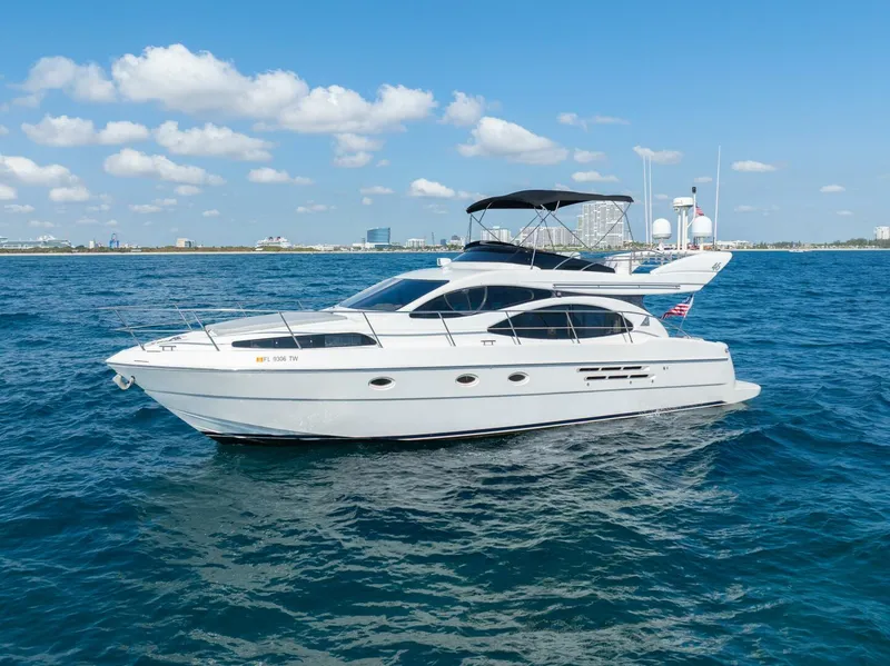 Slide: The Image of Azimut 46 2001 - 3
