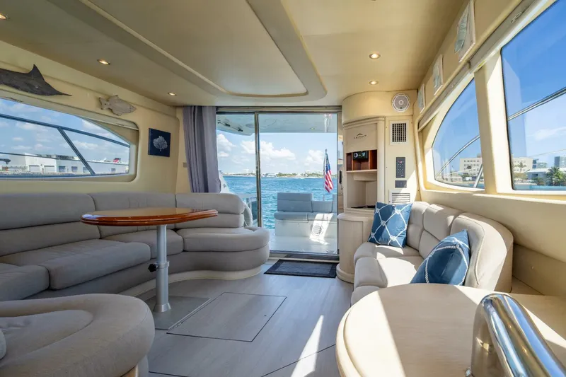 Slide: The Image of Azimut 46 2001 - 40