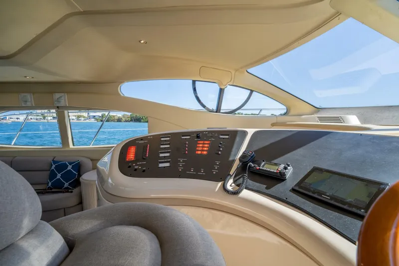 Slide: The Image of Azimut 46 2001 - 47