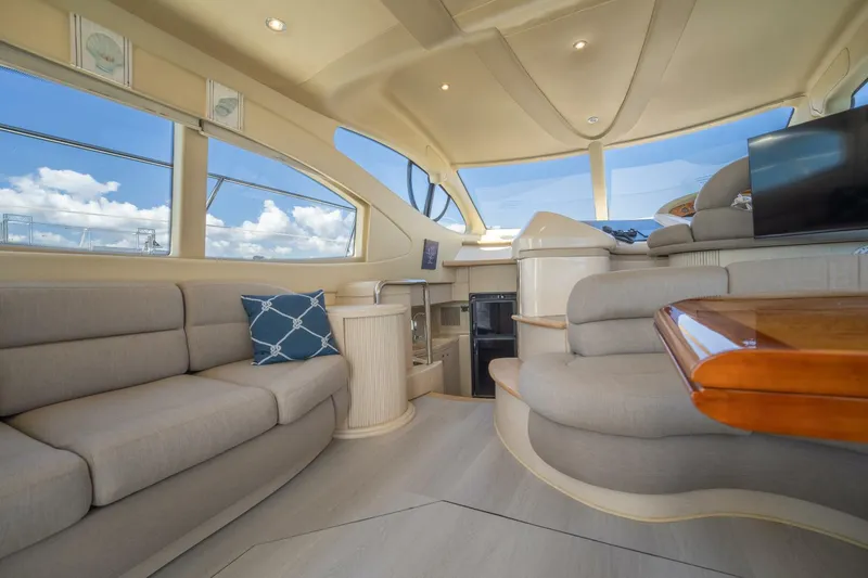 Slide: The Image of Azimut 46 2001 - 48
