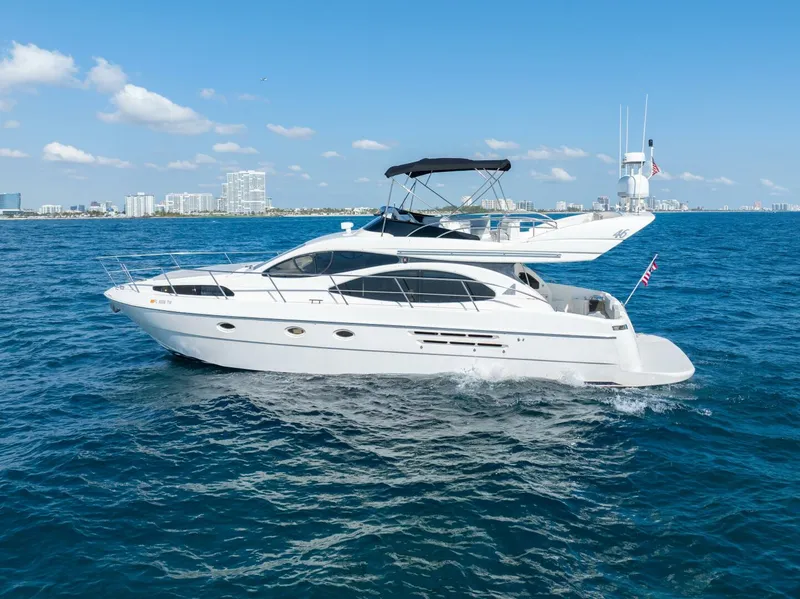 Slide: The Image of Azimut 46 2001 - 5