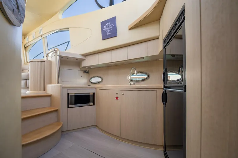 Slide: The Image of Azimut 46 2001 - 50
