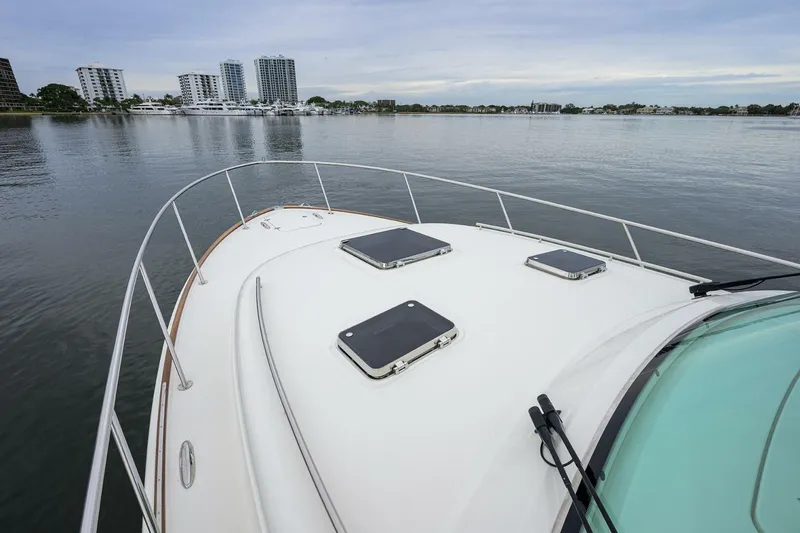 Slide: The Image of Hinckley Yachts 40X 2022 - 23