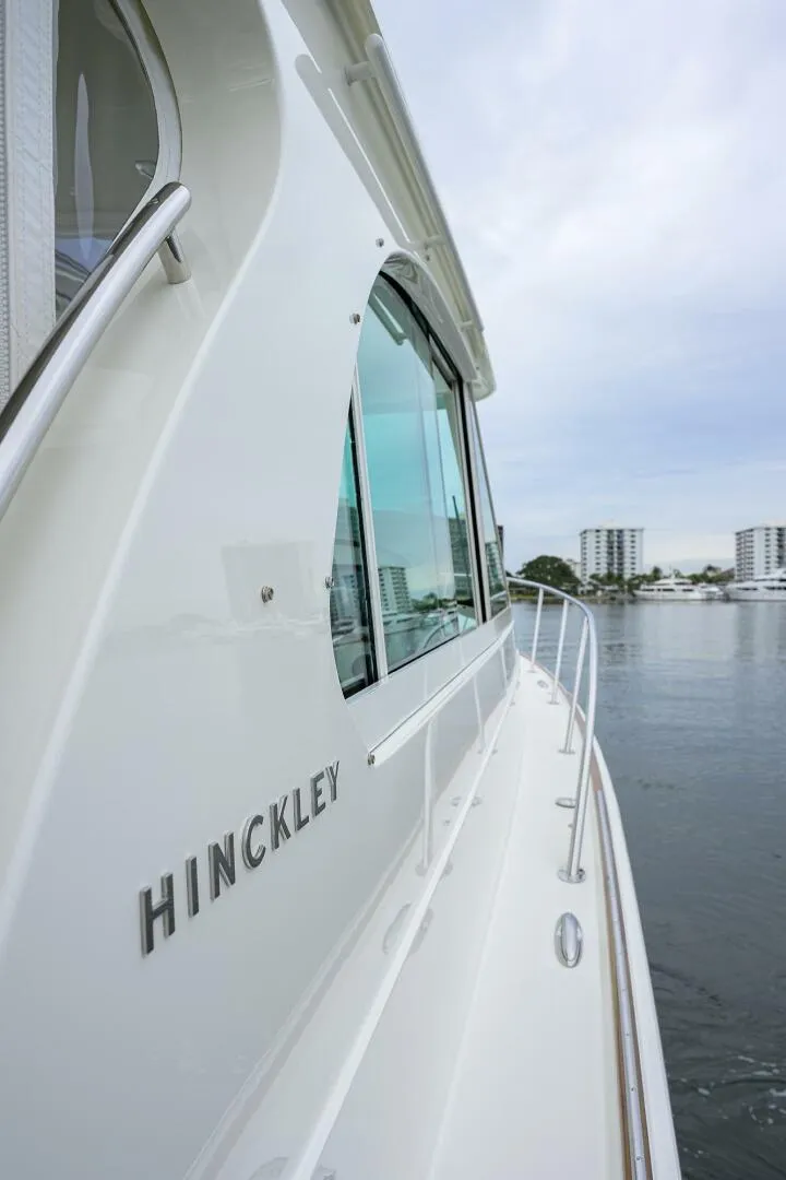 Slide: The Image of Hinckley Yachts 40X 2022 - 28
