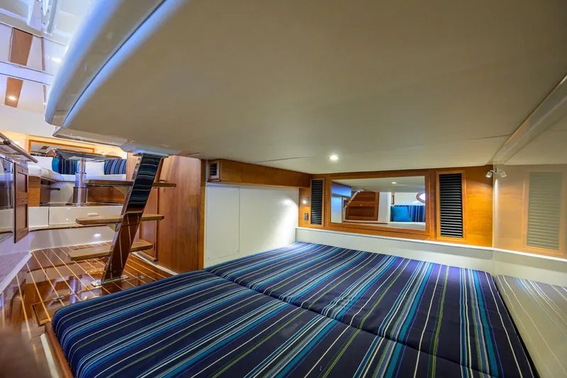 Slide: The Image of Hinckley Yachts 40X 2022 - 54