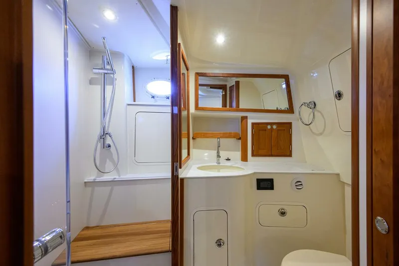 Slide: The Image of Hinckley Yachts 40X 2022 - 61