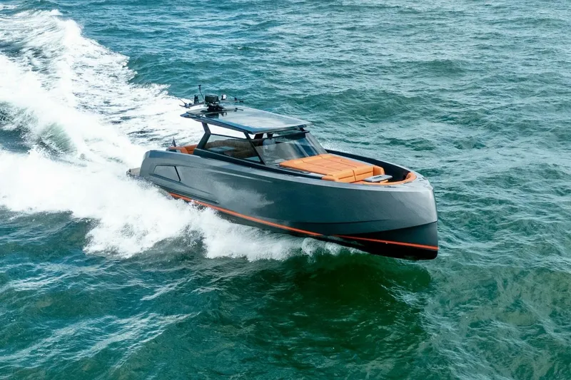 The Image of Vanquish VQ45 2022 - 0