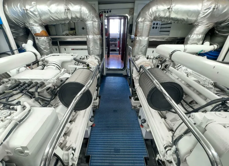 Slide: The Image of Ocean Alexander 80 motoryacht 2005 - 112
