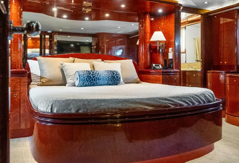 Slide: The Image of Ocean Alexander 80 motoryacht 2005 - 119