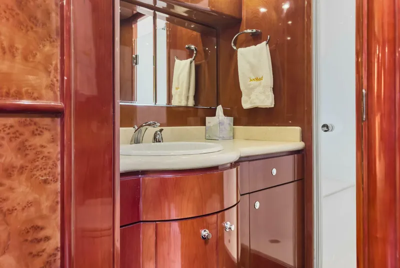 Slide: The Image of Ocean Alexander 80 motoryacht 2005 - 46