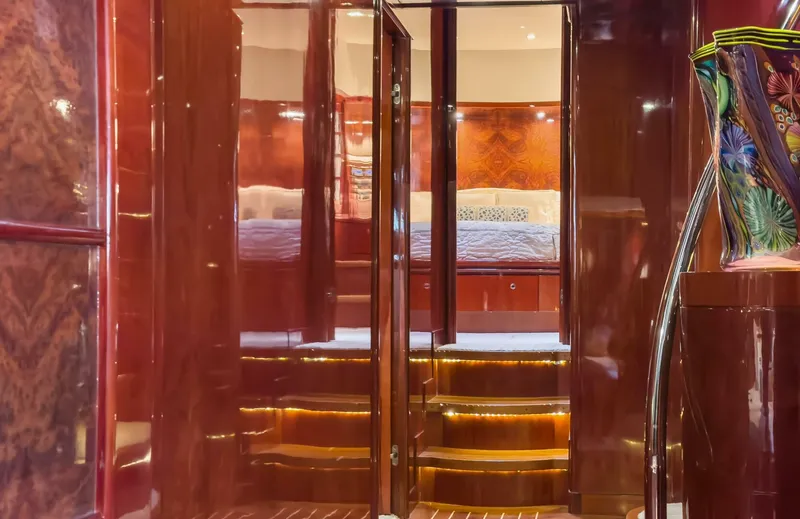 Slide: The Image of Ocean Alexander 80 motoryacht 2005 - 51