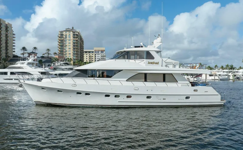 Slide: The Image of Ocean Alexander 80 motoryacht 2005 - 60