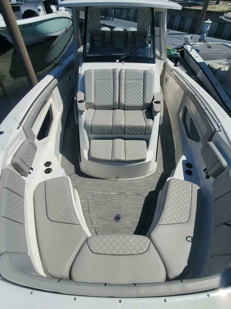 Slide: The Image of Pursuit S 378 Sport 2023 - 28