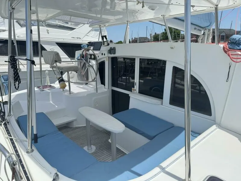 Slide: The Image of Lagoon 380 2010 - 21